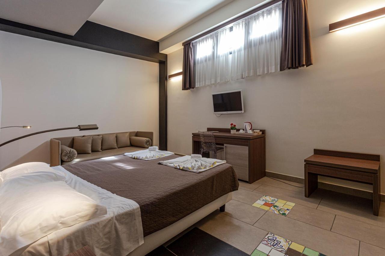 Hotel Don Giovanni Avola Kültér fotó