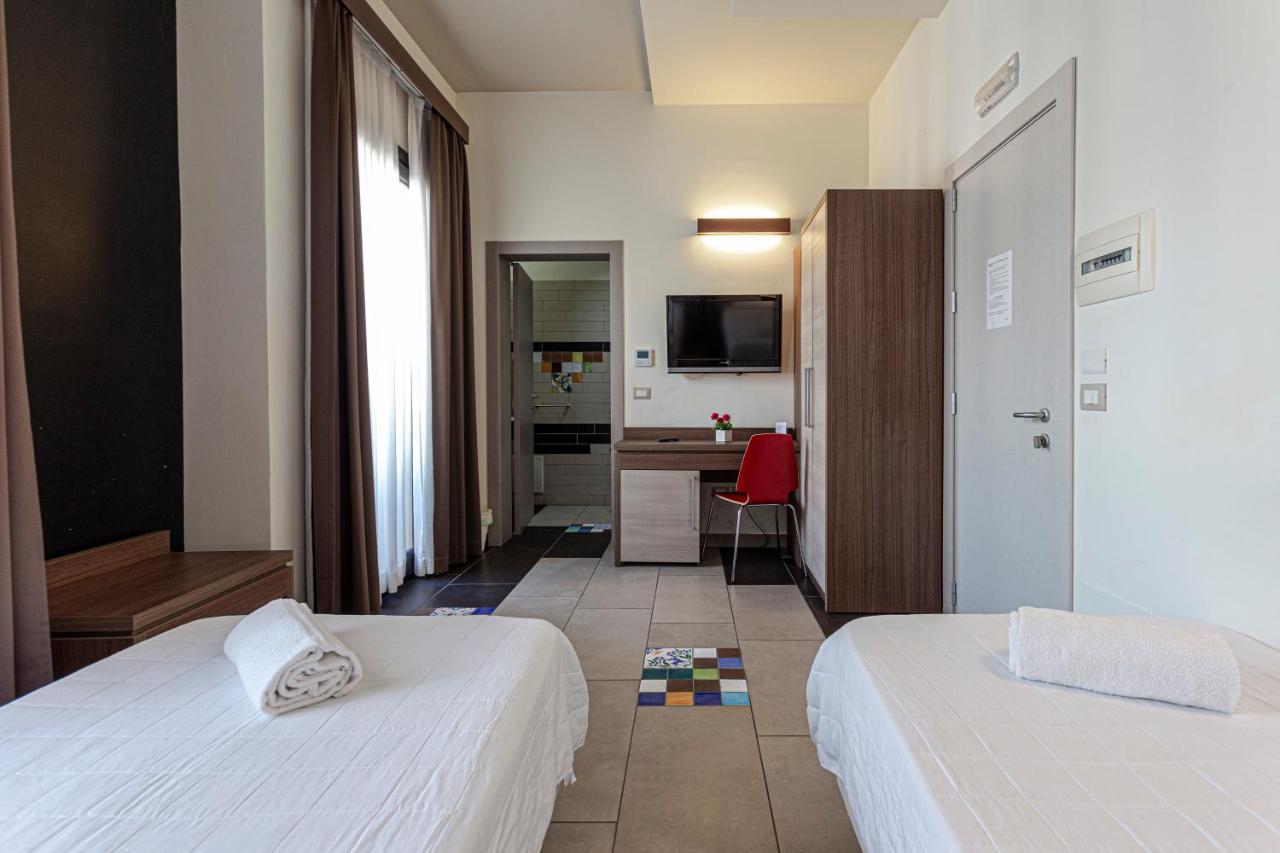 Hotel Don Giovanni Avola Kültér fotó